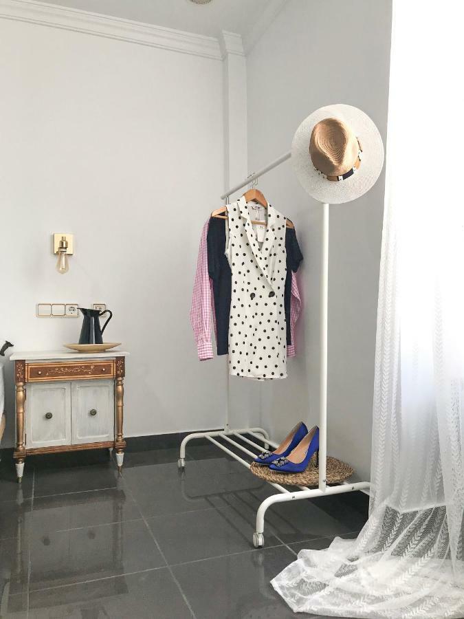 Roomqueo-only Adults Hotel Barbate